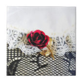 ロマンチックな赤いバラと白いレース タイル (正面)