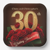 ロマンチックな赤いバラの金ゴールド30結婚周年 ペーパープレート (正面)
