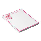 ロマンチックな赤ピンクのハート装飾パーソナライズされた ノートパッド (アングル)