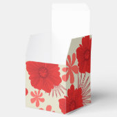 ロマンチックな赤結婚フローラ フェイバーボックス (オープン)