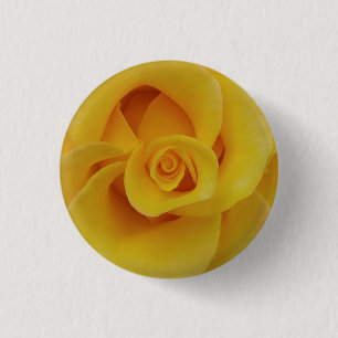 ロマンチックな黄色のバラの花びら 缶バッジ