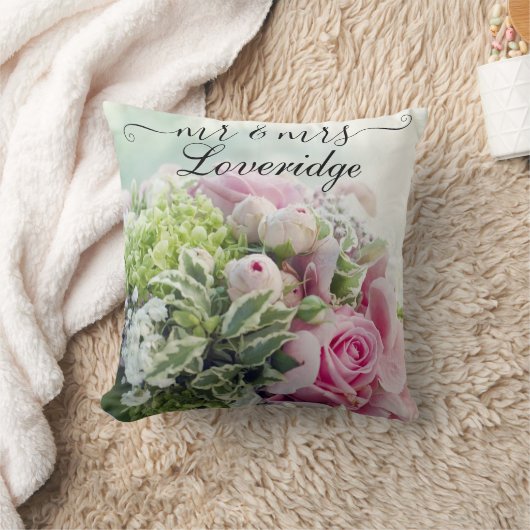 ロマンチックなmr.ミセス・ピンク・ローズ・フローラ結婚ズ クッション (ブランケット)