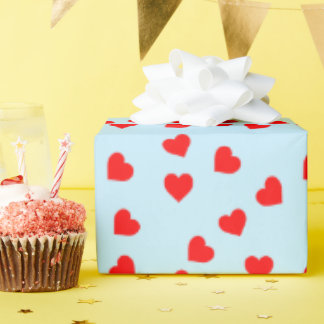 ロマンチックよくはしゃぐ赤いハートパターンパステルブルー ラッピングペーパー