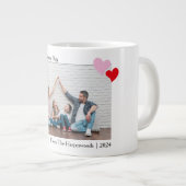 ロマンチックエレガントなバレンタインのカップルの写真 ジャンボコーヒーマグカップ (正面右)
