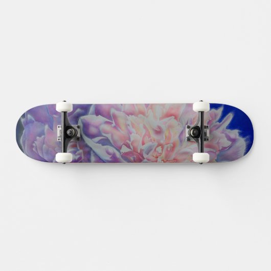 ロマンチックエレガントなピンクの白いパステルの水色 スケートボード (横)