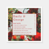 ロマンチックエレガントな赤いバラのおもしろいファクト結婚ズ スタンダードカクテルナプキン (正面)