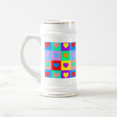 ロマンチックカラフルハートパタポップ・アートのーン ビールジョッキ (左)