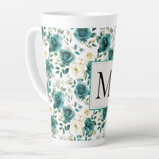 ロマンチックティール(緑がかった色)グリーンクリームバラフローラモノグラム カフェラテマグ (左アングル)