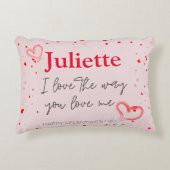 ロマンチックピンクと赤いハートバレンタインデー アクセントクッション (正面)