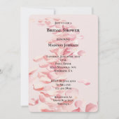 ロマンチックピンクローズ花びらフローラブライダルシャワー 招待状 (正面)