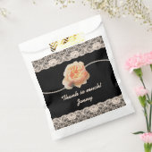 ロマンチックピーチバラフェイクレースオンブラック フェイバーバッグ (封をした状態)