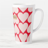 ロマンチックモダンな赤とピンクのハート カフェラテマグ (右)