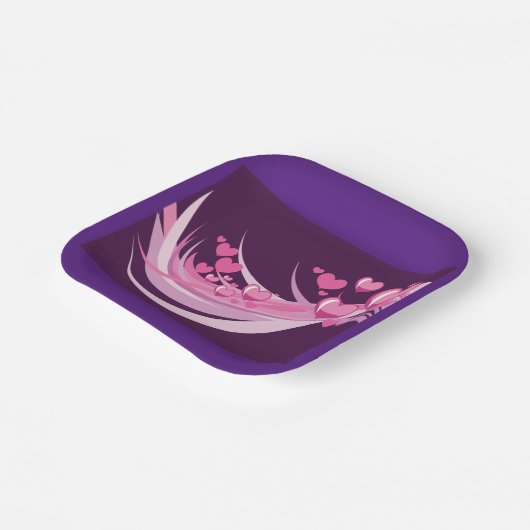 ロマンチック抽象芸術ピンクハートデザインオンパープル ペーパープレート (傾斜あり)