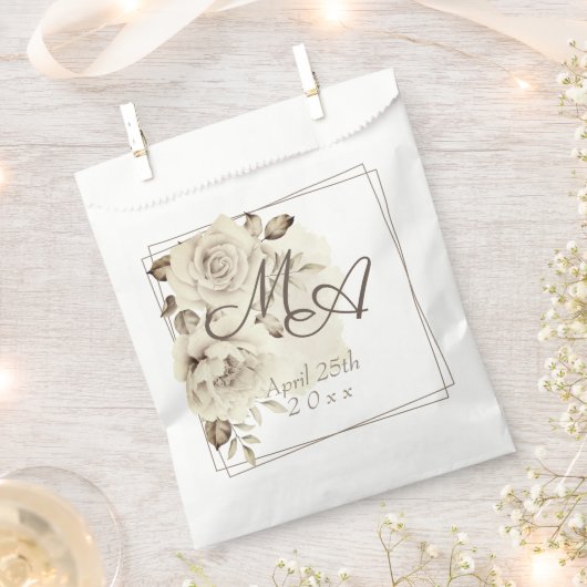 ロマンチック素朴白バラ結婚ズ フェイバーバッグ (クリップ留めされた状態)