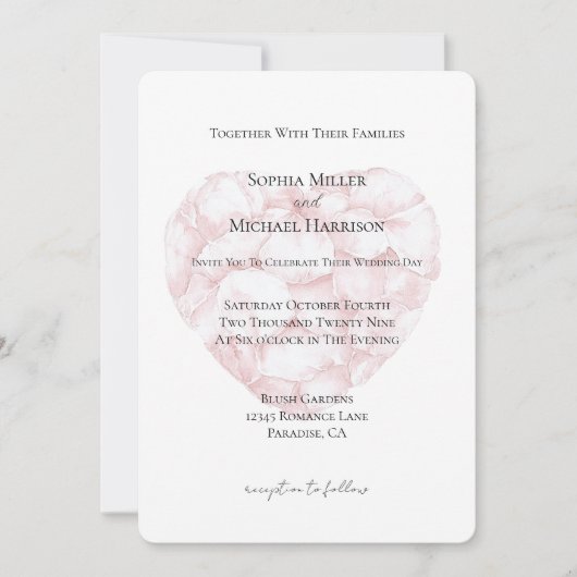 ロマンチック赤面ピンクローズ花びらハート結婚ズ 招待状 (正面)