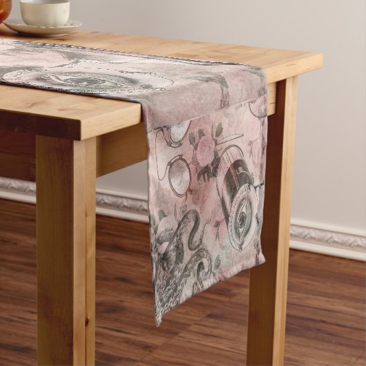 ロマンチック・スチームパンク |アンティークヴィンテージエフェメラ ショートテーブルランナー (インサイチュ)