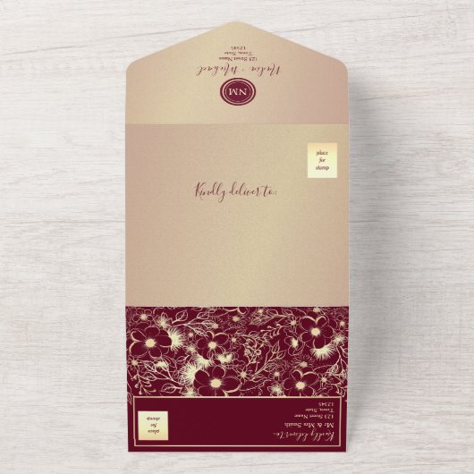 ロマンチック バーガンディ ゴールド フラワー ウェディング オールインワン招待状 (外側)