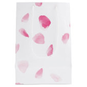 ロマンチック ピンク ローズ ペタル フラワー ブライズ シャワー ミディアムペーパーバッグ (裏面)