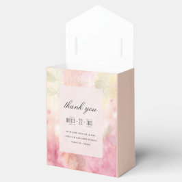ロマンティックで夢のような花嫁衣裳の結婚式 フェイバーボックス