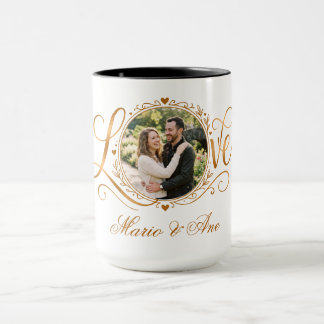 ロマンティックなカップルの名入れ結婚記念日 マグカップ