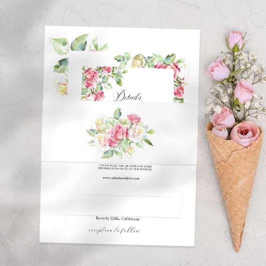 ロマンティックなピンクとアイボリーの水彩バラの結婚式 招待状ベリーバンド