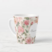 ロマンティックなピンクのバラの花 カフェラテマグ (左アングル)
