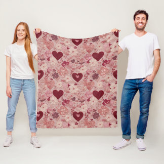 ロマンティックな刺繍ハートとフラワーパターン フリースブランケット