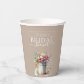 ロマンティックな春の花を飾ったウェディングシャワーのための花瓶 紙コップ (裏面)