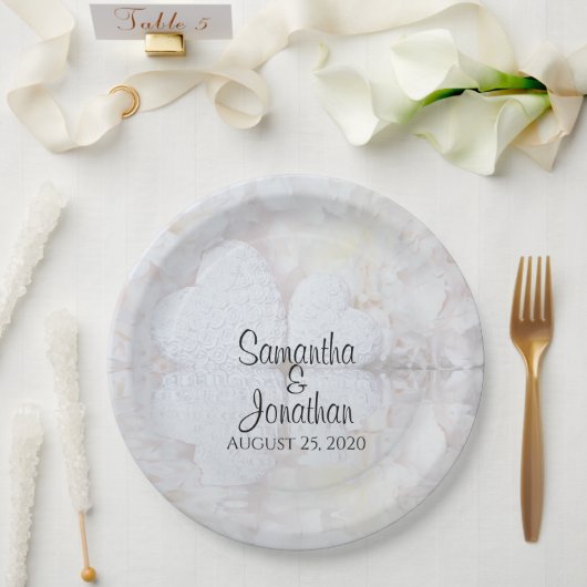 ロマンティックな白いハートの結婚式 ペーパープレート (ウェディング)