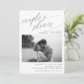 ロマンモダンチフォトカップルまたはブライダルシャワーイン 招待状 (スタンド正面)