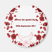 ロマン結婚ティックの日付マグネット – レッドローズ&ドーブD マグネット (正面)