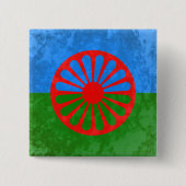 ロマ国旗 缶バッジ (正面)