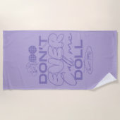 ロラ「ドールなんて呼ぶな」 ビーチタオル (正面)