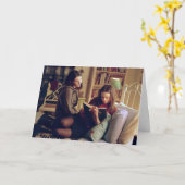 ロレライとロリーがベッドルームに座る カード (黄色い花)