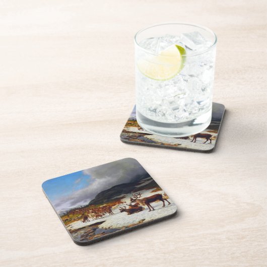 ロロスの北の山の中のトナカイの群れ コースター (右側)