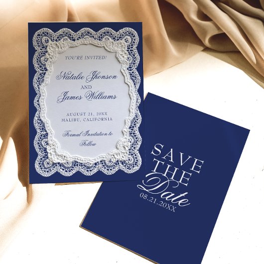ロワイヤルブルーのレースのドイリーの上品な結婚式 セーブザデート