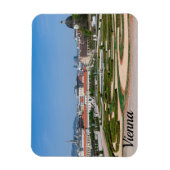 ロワーベルヴェデーレ宮殿の近くの庭園のビュー マグネット (縦)