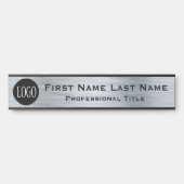 ロングネームのロゴオフィスのドアのサインフェイクシルバー サインプレート (正面)