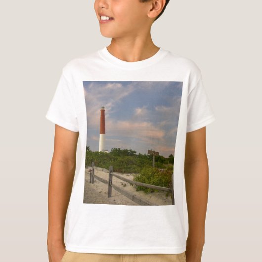 ロングビーチの島の灯台ニュージャージー米国 Tシャツ (正面)