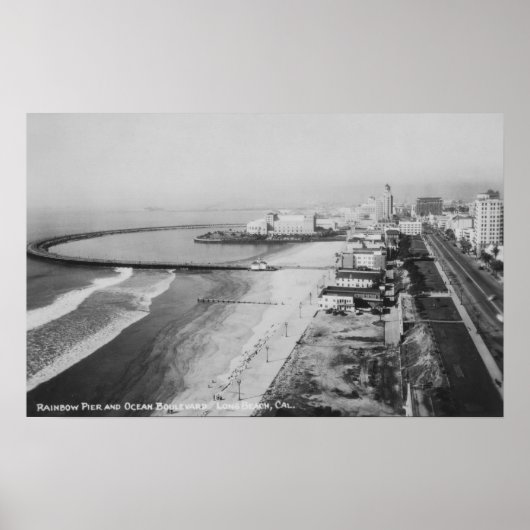 ロングビーチ、カリフォルニアレインボーピアと海 ポスター (正面)