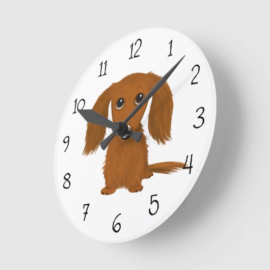ロングヘアレッドダシュント |かわいいドキシーの漫画の犬 ラウンド壁時計 (傾斜)