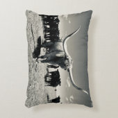 ロングホーン装飾用クッション アクセントクッション (正面(垂直))