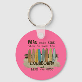 ロングボードを持つ初期の男性サーフィンユーモア キーホルダー