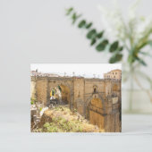 ロンダ。プエンテヌエボの橋の景色。 ポストカード (スタンド正面)