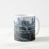 ロンドンのスカイライン:セントポールの空中景色 コーヒーマグカップ (正面右)