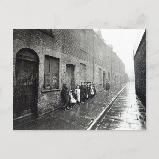 ロンドンのスラム街、c.1900 ポストカード (正面)