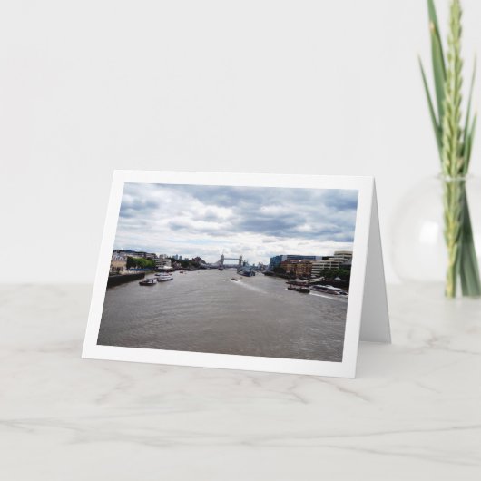 ロンドンのタワー橋とテムズ川の風景 カード (正面)