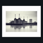 ロンドンのバタシー発電所 ポスター<br><div class="desc">Battersea Power Stationのムーディイメージ（ロンドン、英国）</div>
