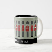 ロンドンの画像的な女王の監視ツートーンマグ ツートーンマグカップ (正面右)