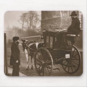 「ロンドンの街の生活」からのロンドンのCabmen、1877- マウスパッド